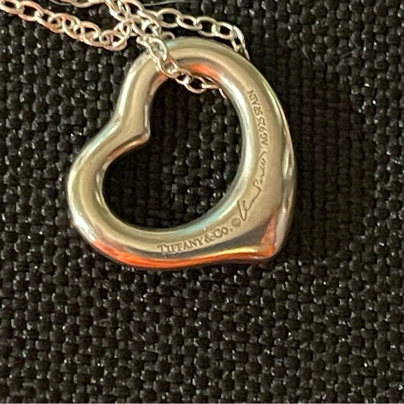 Authentic Tiffany Elsa open heart necklace&matching studs - Picture 4 of 6
